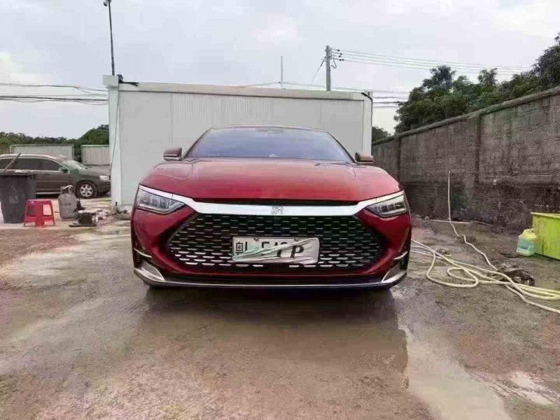 汕头21年比亚迪汉1