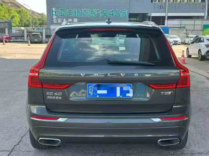 佛山20年沃尔沃XC609