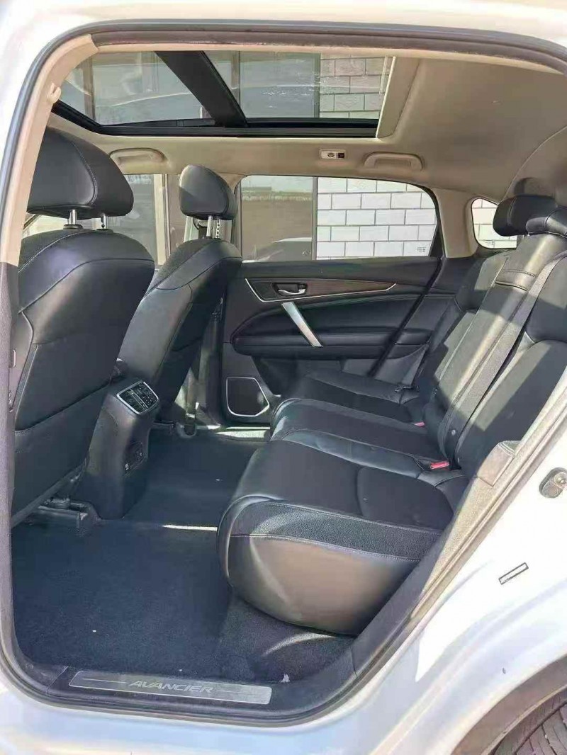 邢台17年本田冠道6