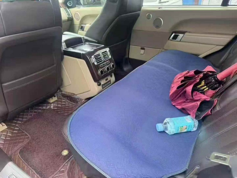 青岛17年路虎揽胜行政6