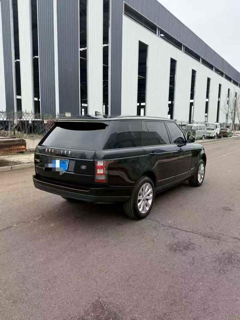 青岛17年路虎揽胜行政7