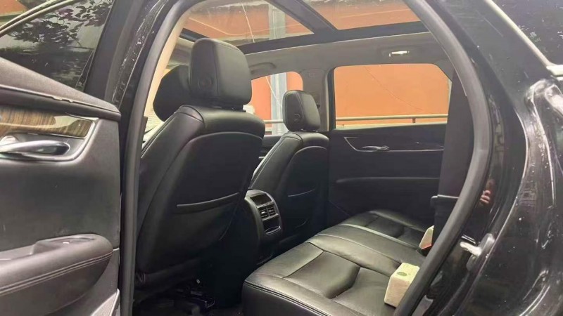 金华18年凯迪拉克XT56