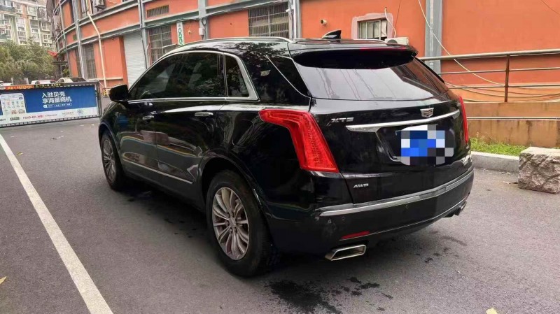 金华18年凯迪拉克XT57