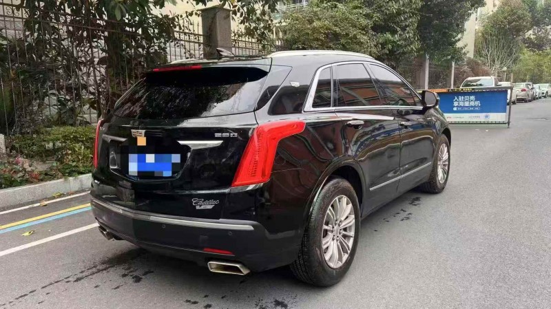 金华18年凯迪拉克XT58