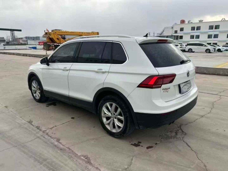 湖州17年大众途观7