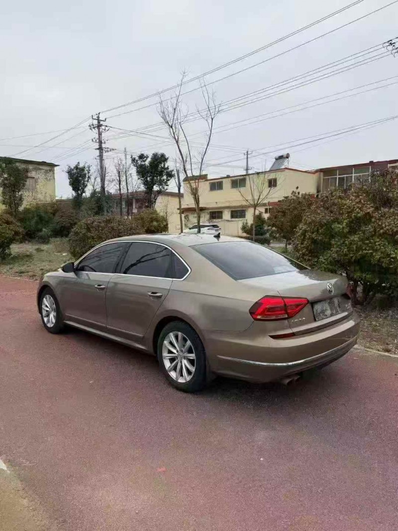 济宁17年大众帕萨特7