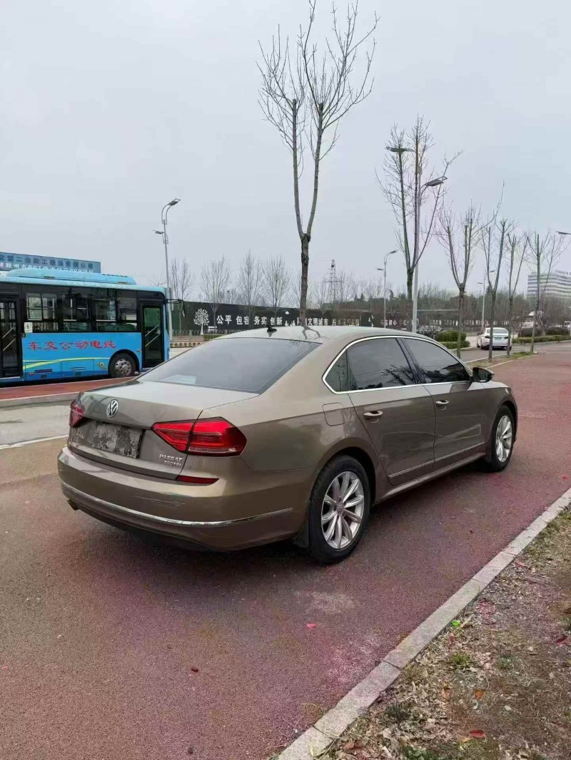 济宁17年大众帕萨特8