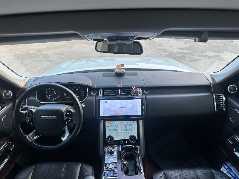 哈尔滨14年路虎揽胜行政8