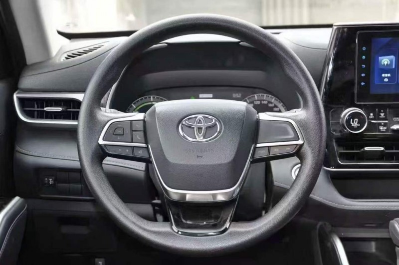 烟台22年丰田汉兰达7