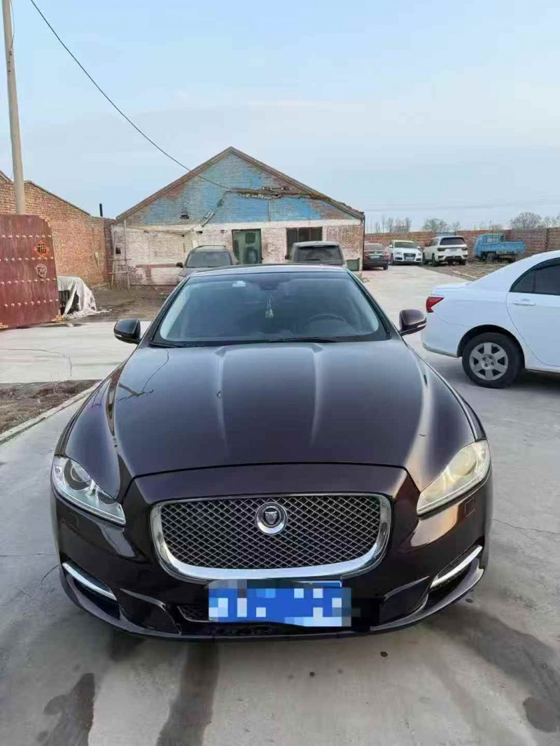呼伦贝尔13年捷豹XJL1