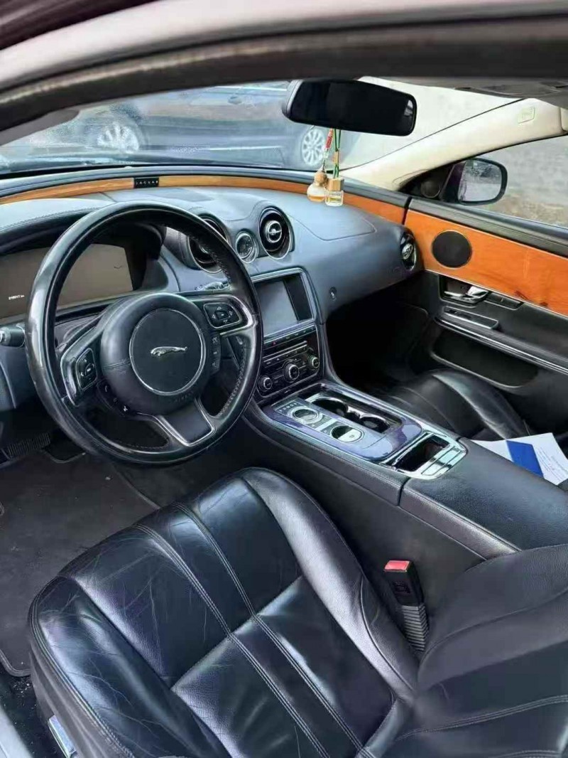 呼伦贝尔13年捷豹XJL4