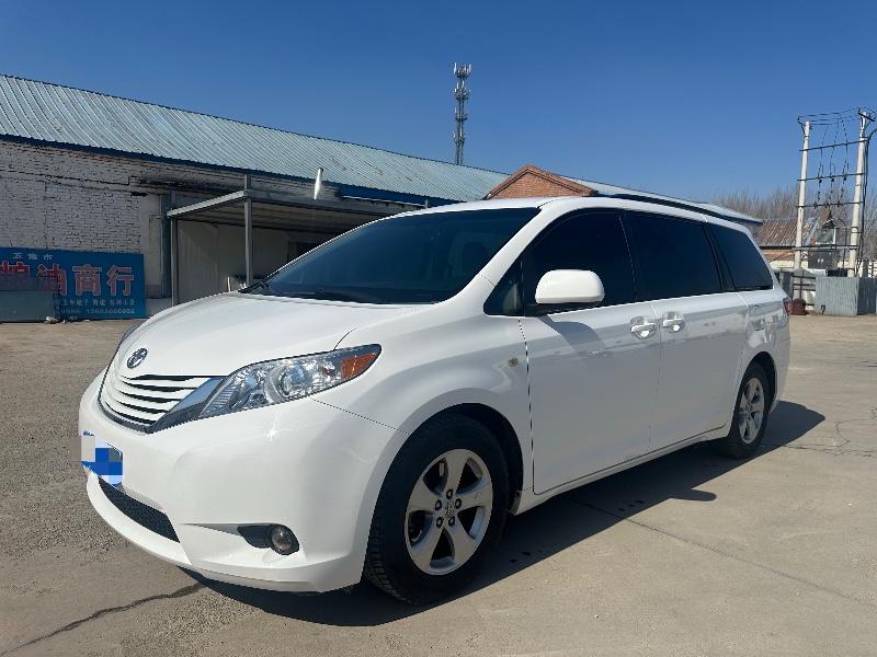 哈尔滨15年丰田塞纳2