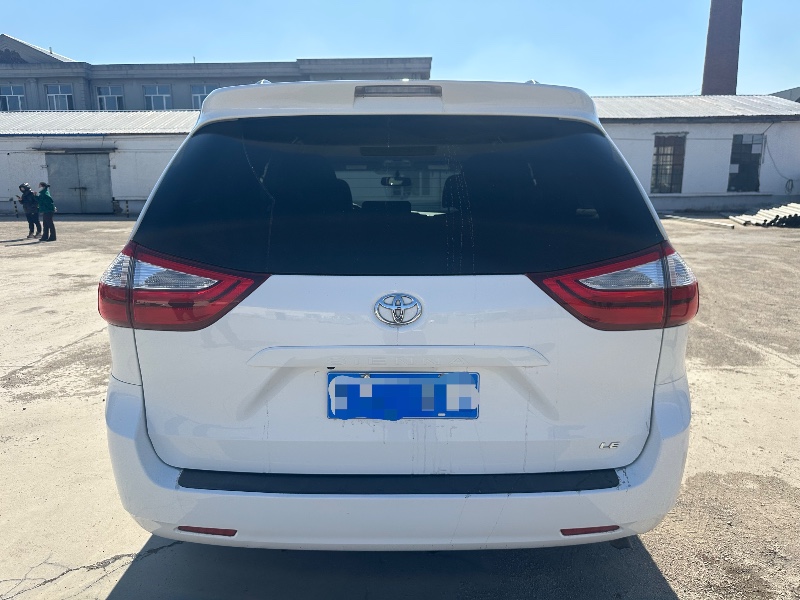 哈尔滨15年丰田塞纳3