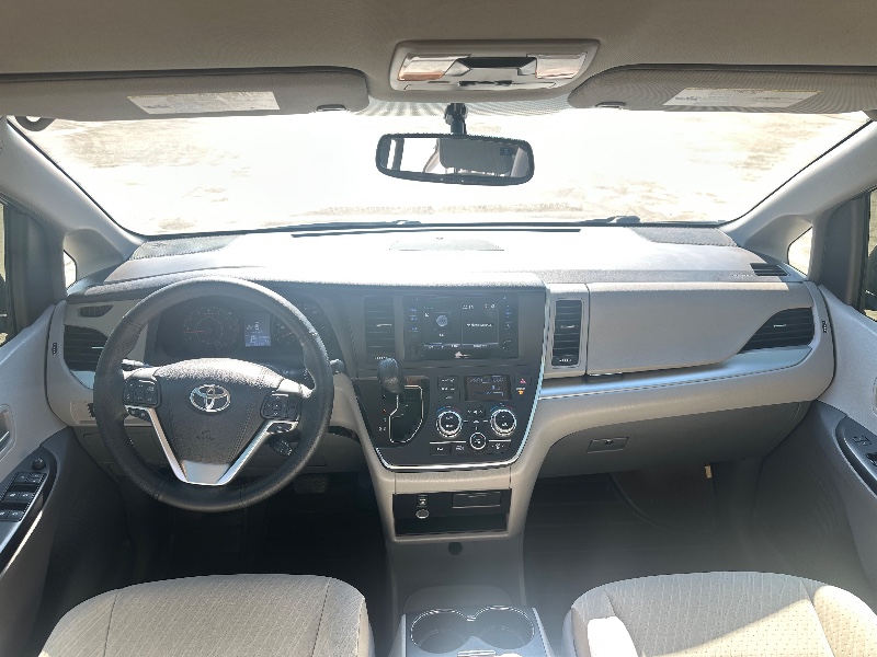 哈尔滨15年丰田塞纳8