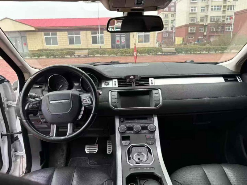 烟台15年路虎极光6