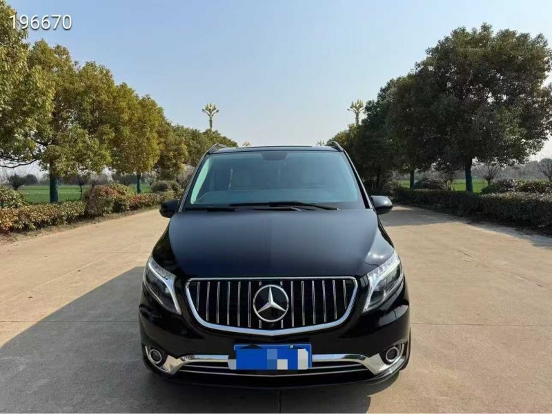 盐城21年奔驰威霆1