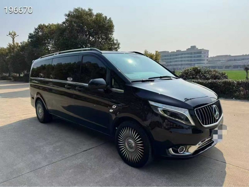 盐城21年奔驰威霆3