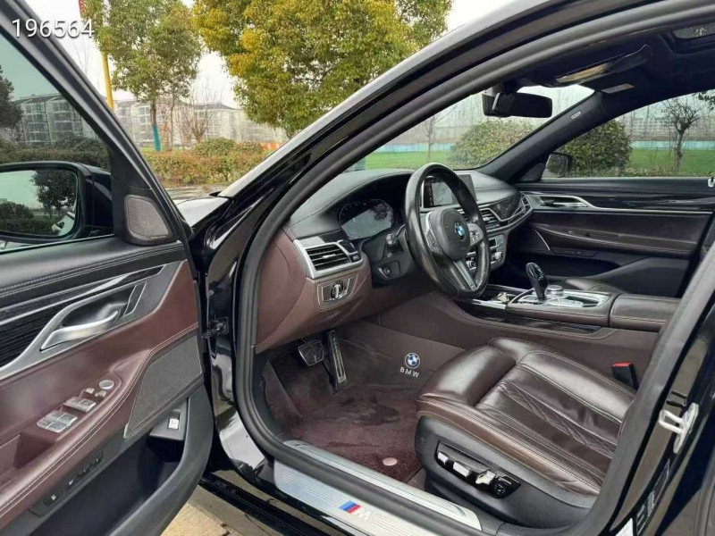 盐城20年宝马7系4