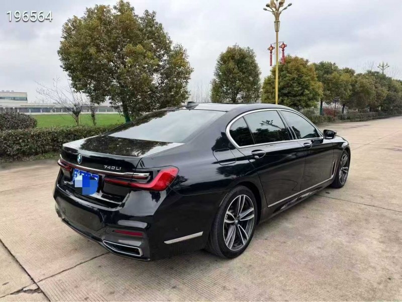 盐城20年宝马7系9