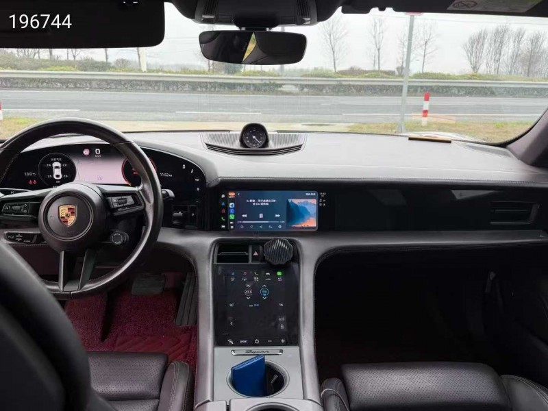 盐城22年保时捷帕拉梅拉5