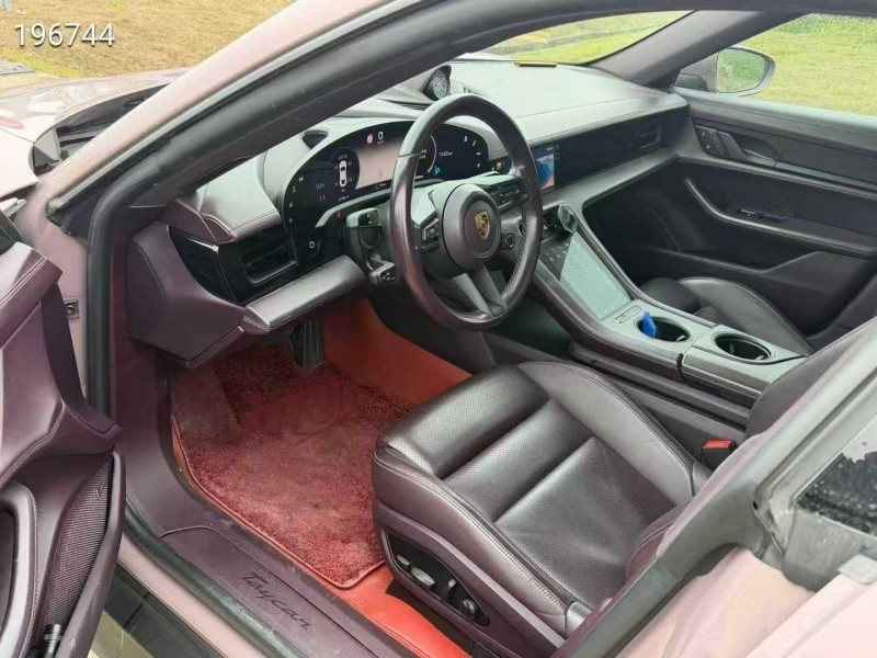 盐城22年保时捷帕拉梅拉6