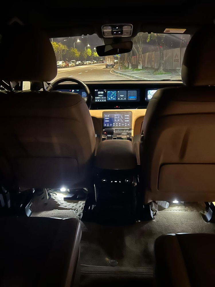 重慶20年理想理想ONE3