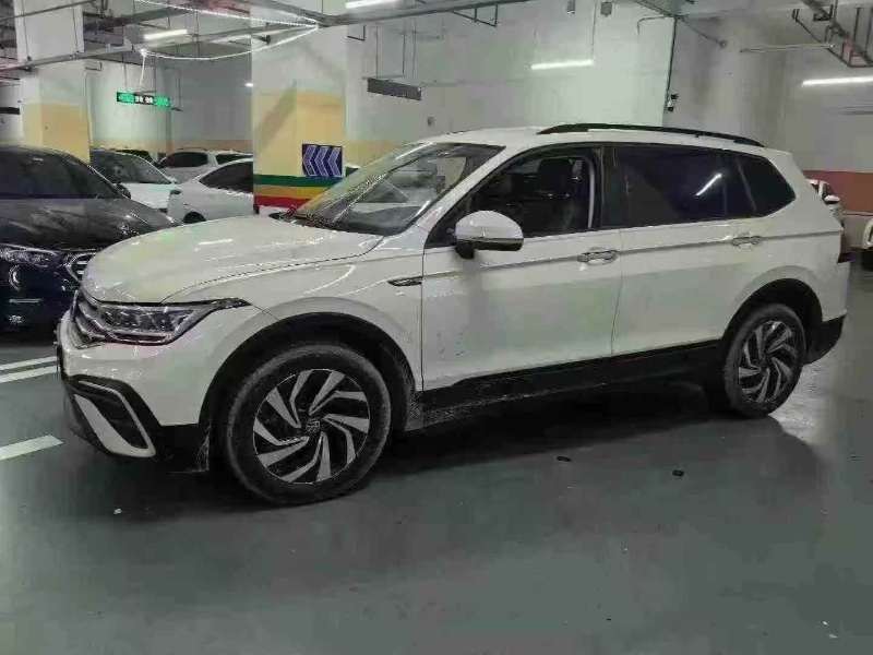 重庆22年大众途观2