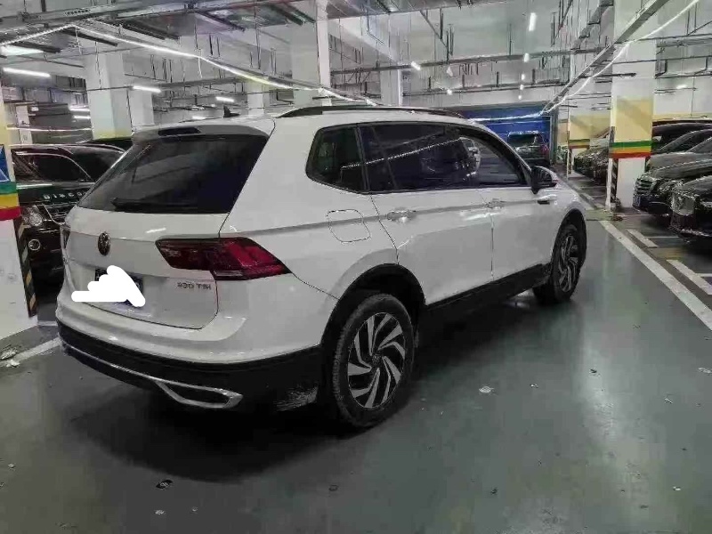 重庆22年大众途观8