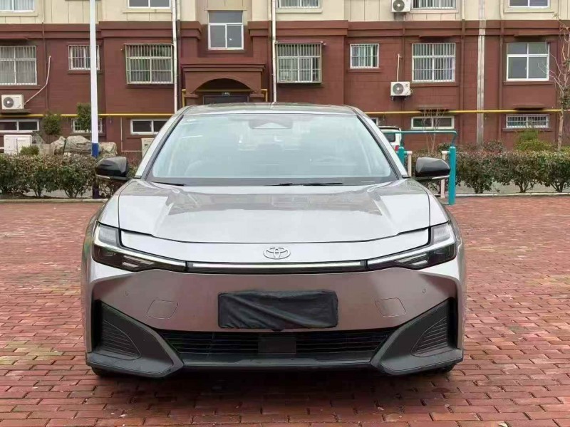 枣庄25年丰田BZ3Pro1