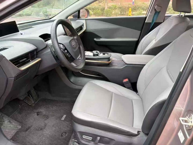 枣庄25年丰田BZ3Pro4