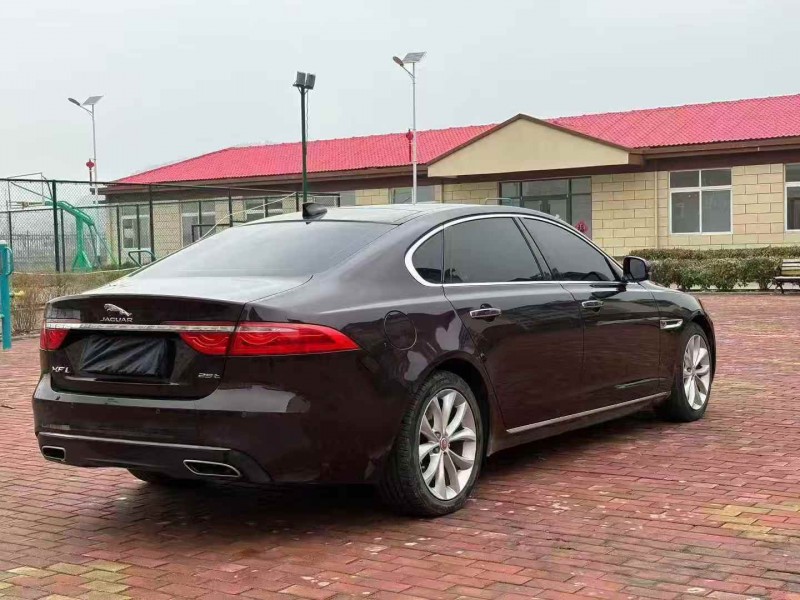 东营19年捷豹XFL7