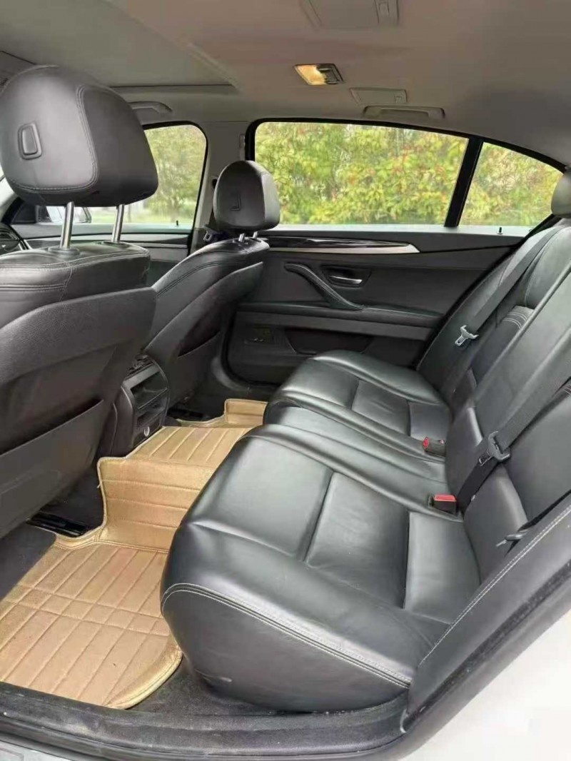 青岛15年宝马5系4