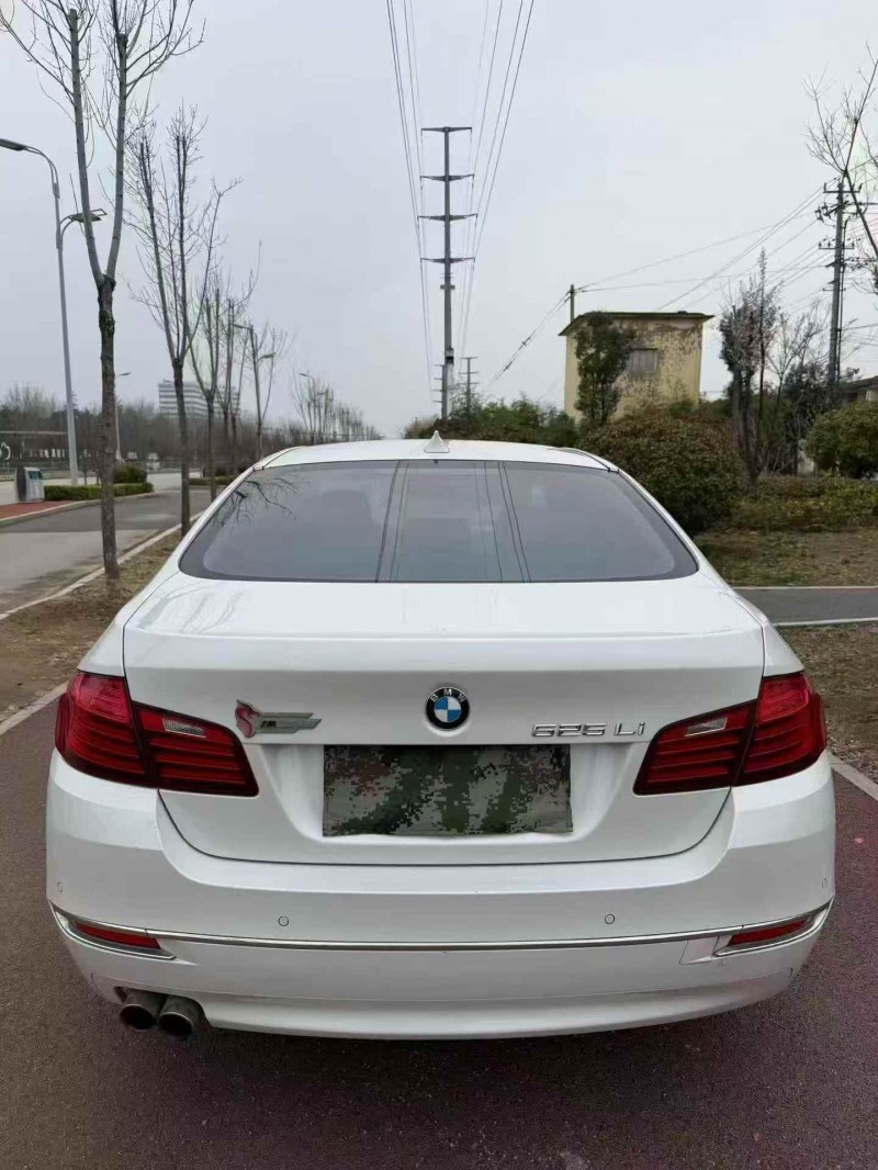 青岛15年宝马5系9