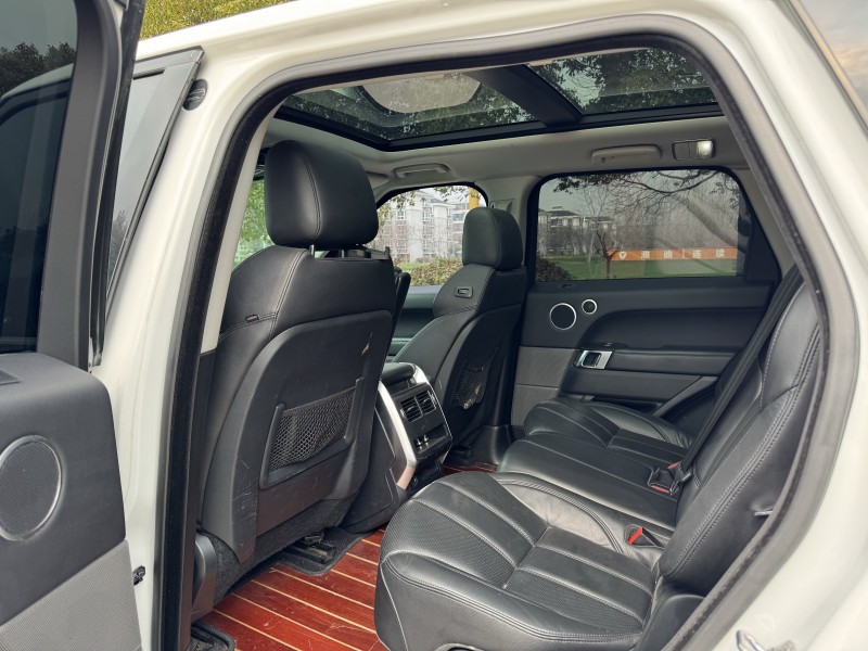 盐城16年路虎揽胜运动3