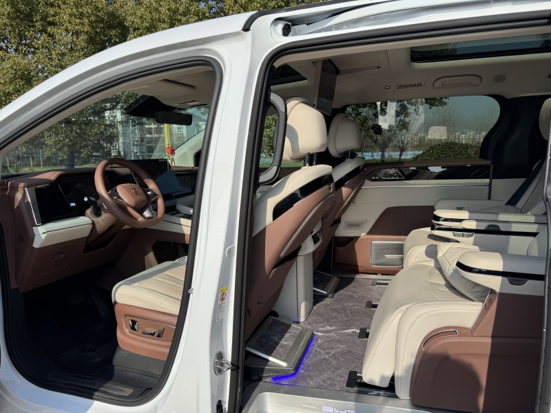 淮安25年比亞迪夏3