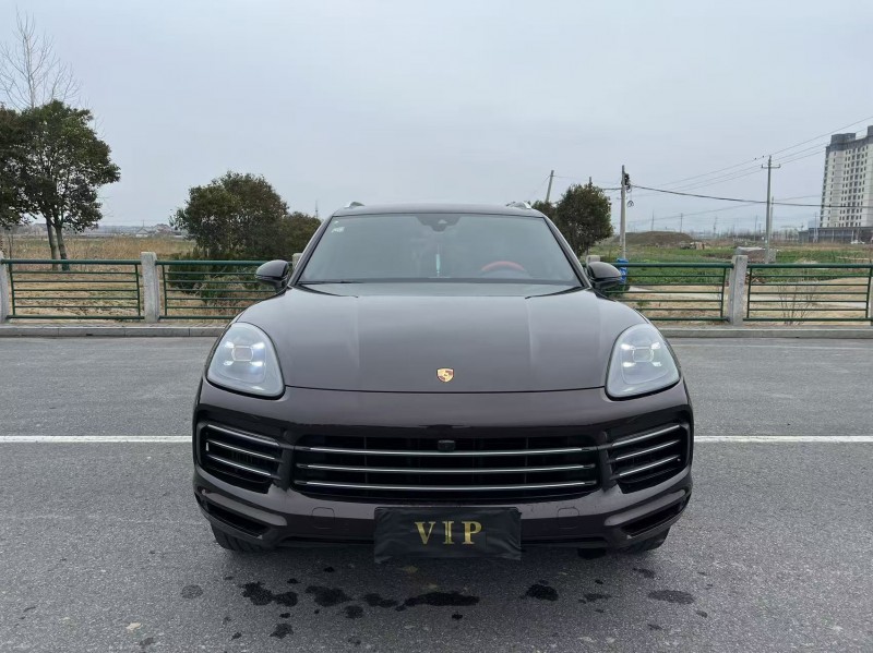 鹽城18年保時捷卡宴1