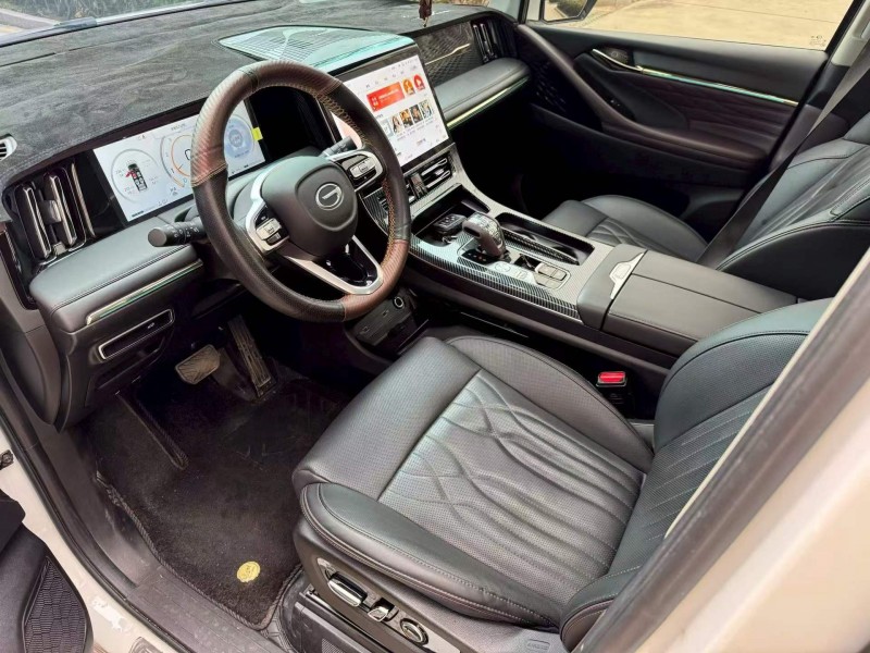 济宁23年传祺M8/GM86