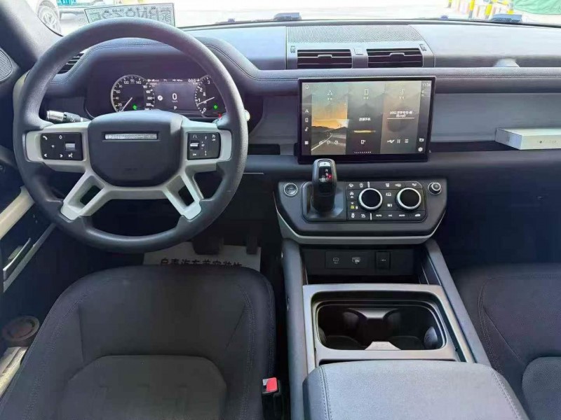 咸阳23年路虎卫士5