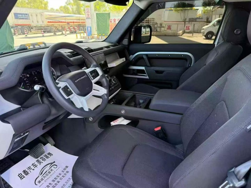 咸阳23年路虎卫士6