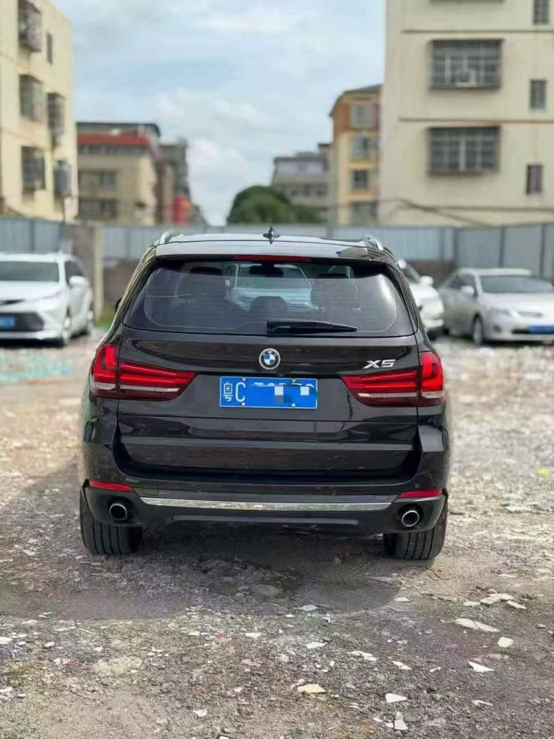 汕头17年宝马X59