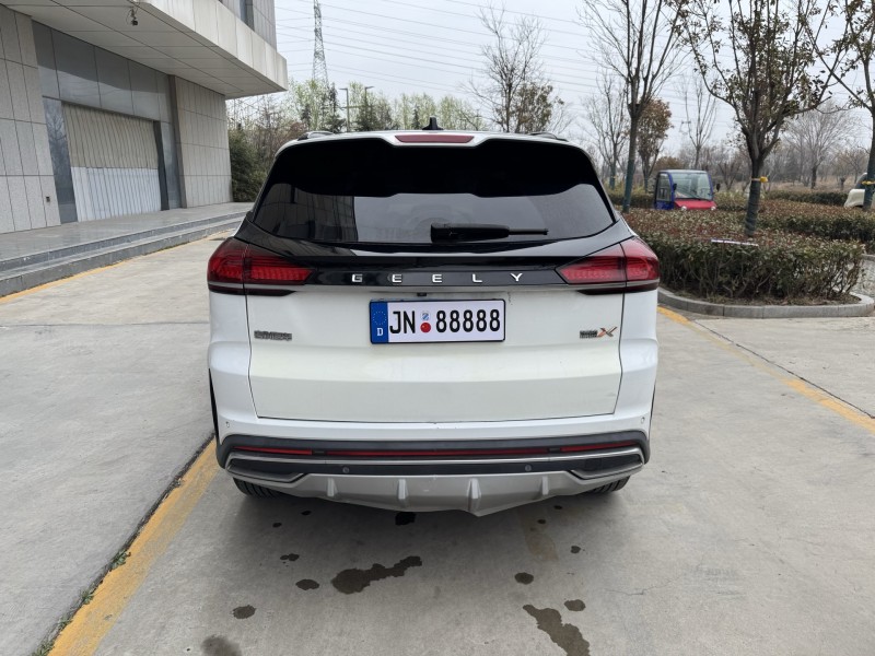 濟寧21年吉利博越9