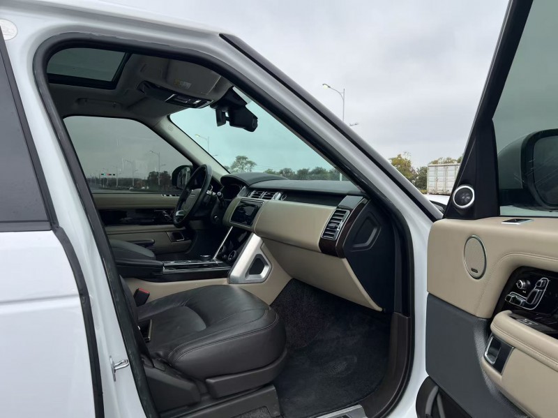 鹽城20年路虎攬勝行政6