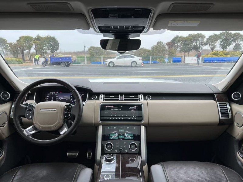 鹽城20年路虎攬勝行政7