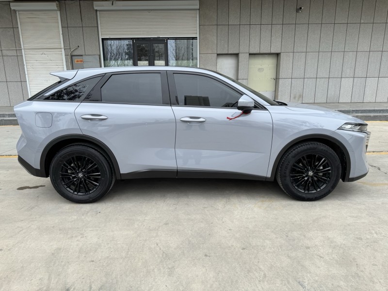 濟寧23年啟辰大V8