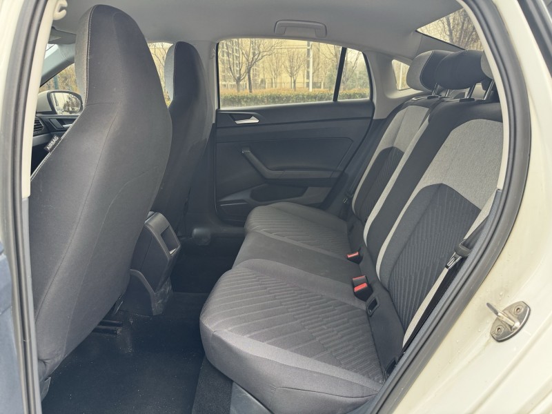 济宁24年大众朗逸4