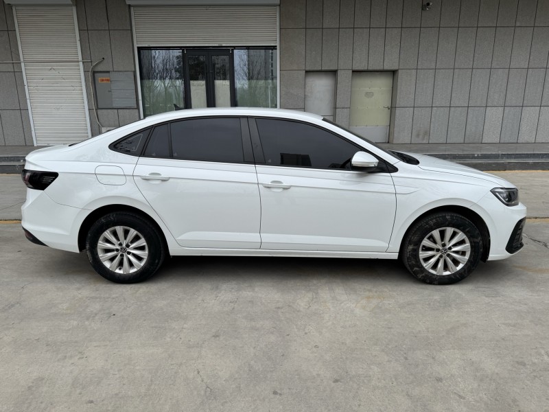 济宁24年大众朗逸7