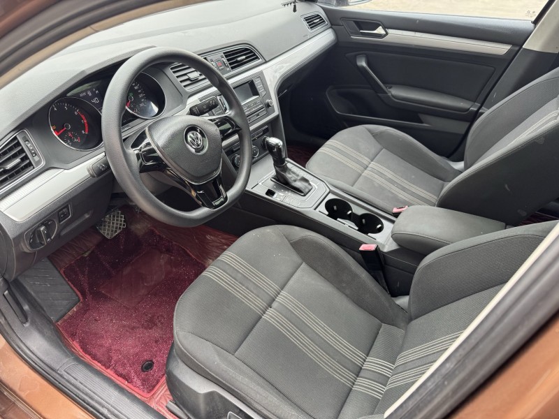 济宁17年大众凌渡4