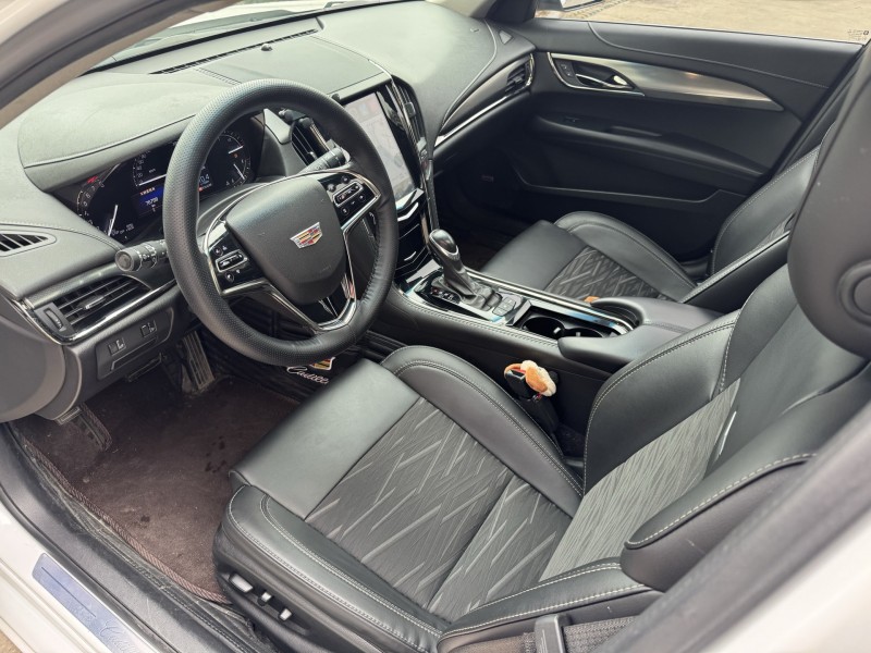 济宁19年凯迪拉克ATS-L4