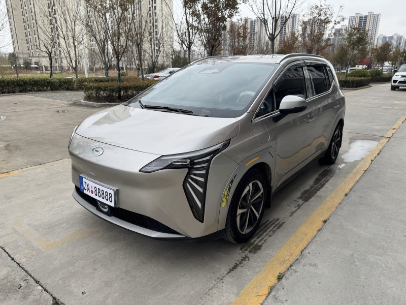 济宁25年传祺埃安Y2