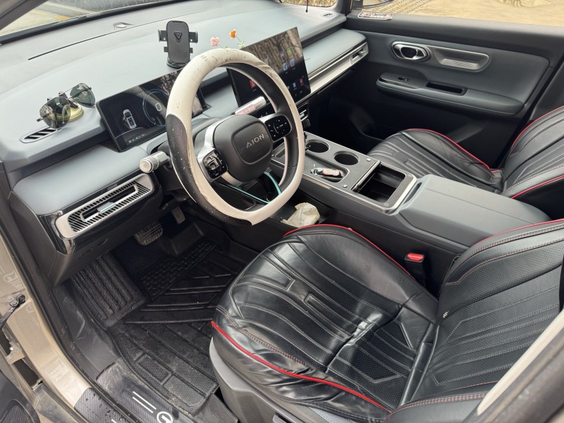 济宁25年传祺埃安Y5